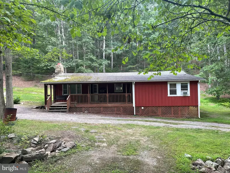 565 WARDEN HOLLOW WEST RD, Wardensville, WV 26851