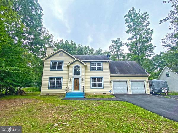 1703 GORDON LN, Tobyhanna, PA 18466