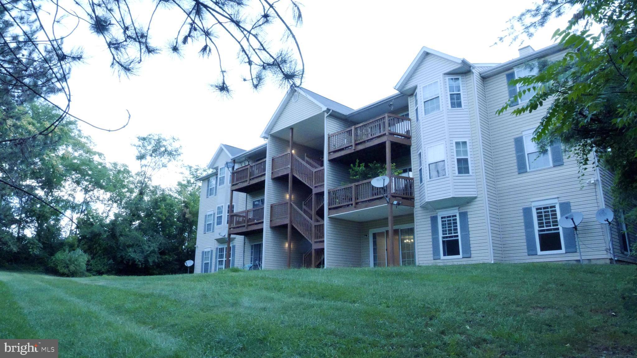 127-3 BROOKLAND TER, Winchester, VA 22602