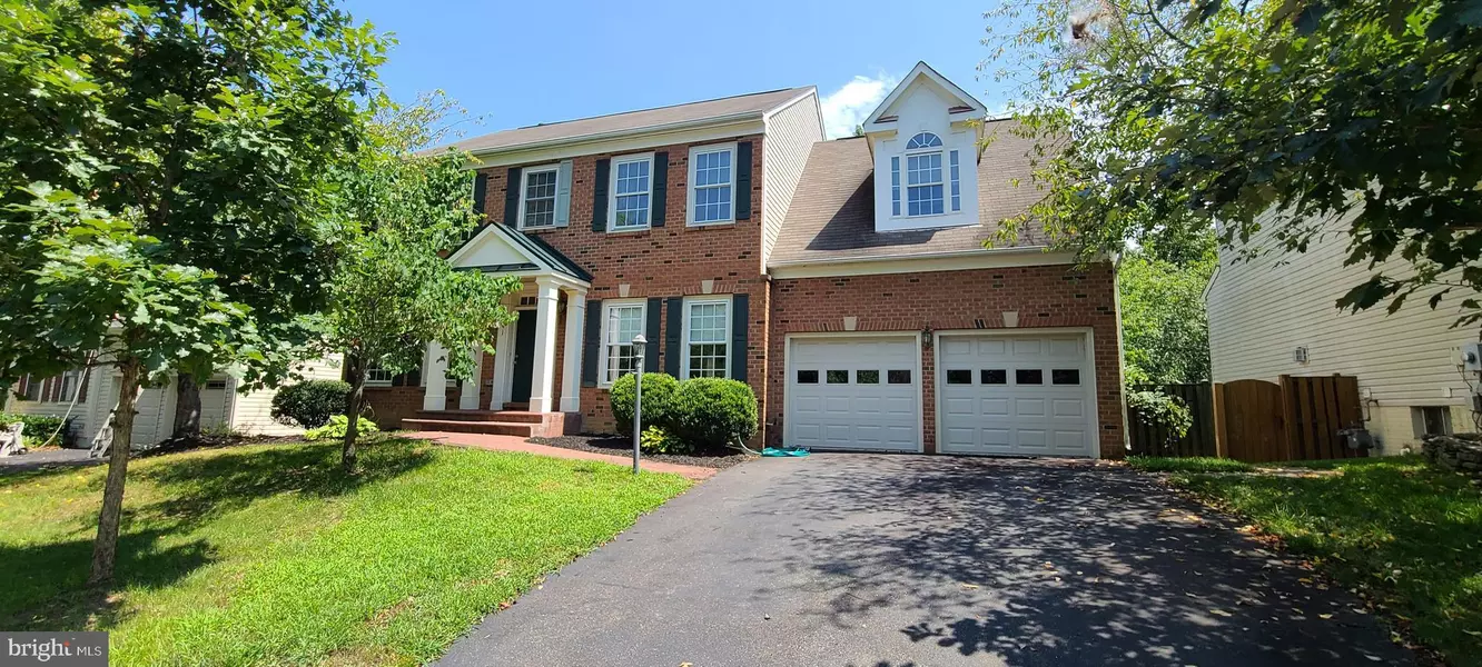 6141 DEER RIDGE TRL, Springfield, VA 22150