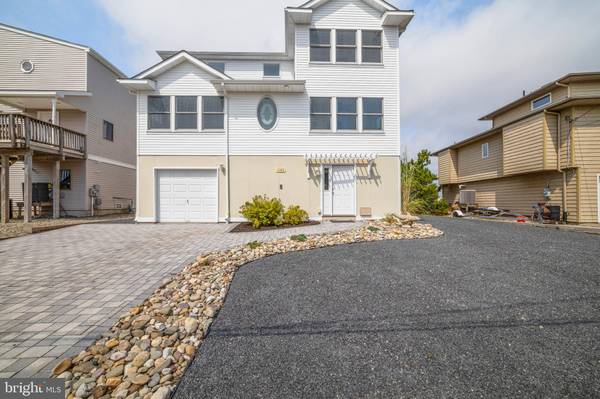 1103 WAIKIKI DR, Forked River, NJ 08731