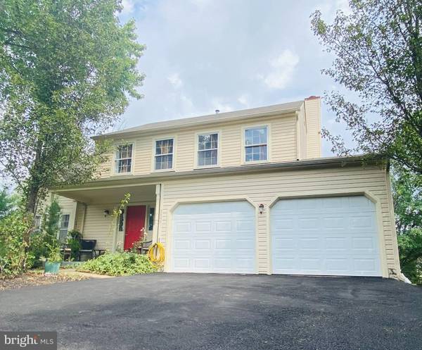 5607 BIRCHLEAF PARK CT, Centreville, VA 20120