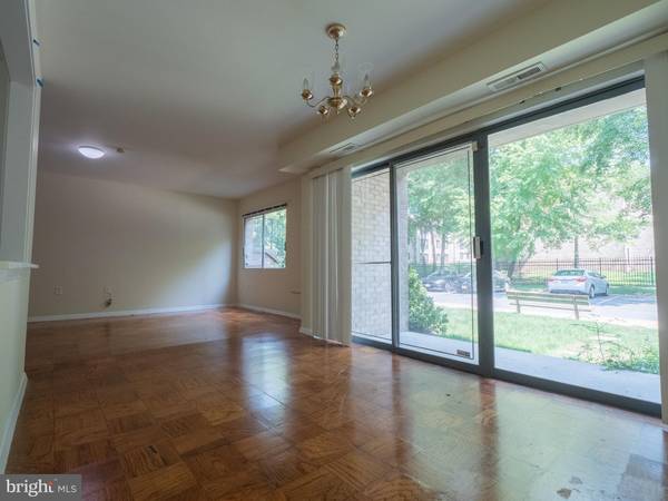 3744 BEL PRE RD #3, Silver Spring, MD 20906