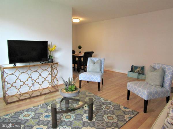 Arlington, VA 22207,4641 20TH RD N #7