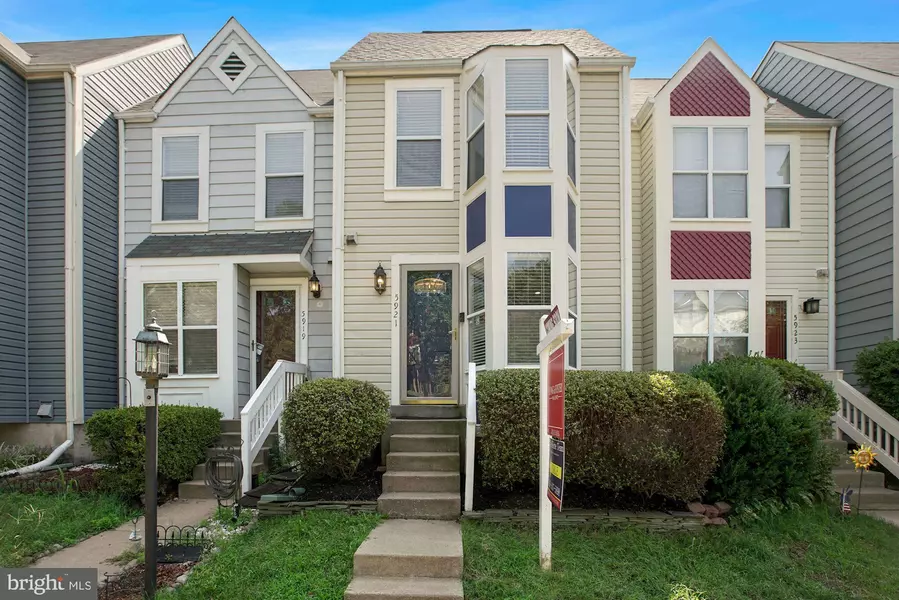 5921 DUNGENESS LN, Alexandria, VA 22315