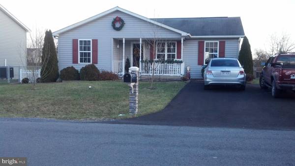 47 FARM POND LN, Martinsburg, WV 25404