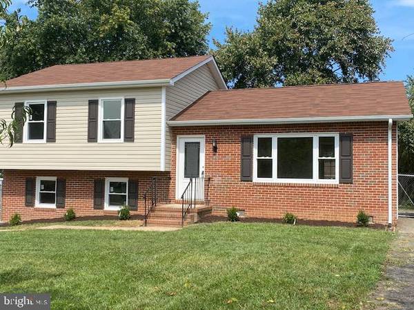 3617 N ROCK CREEK DR, Fredericksburg, VA 22407