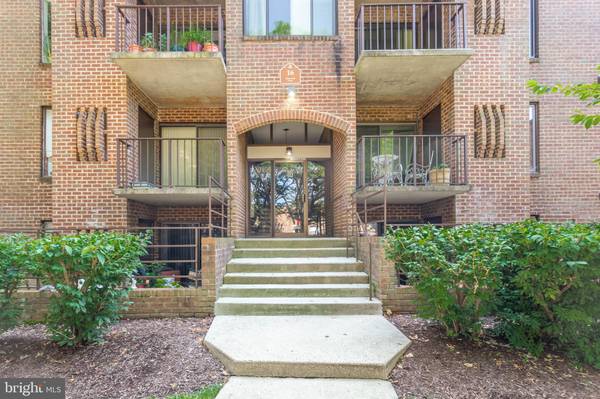 16 SILVERWOOD CIR #2, Annapolis, MD 21403