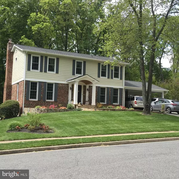 5110 HOLDEN ST, Fairfax, VA 22032