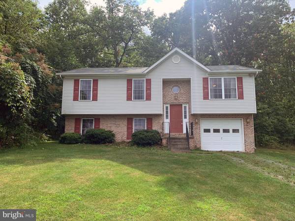 160 BUENA VISTA DR, Yellow Spring, WV 26865