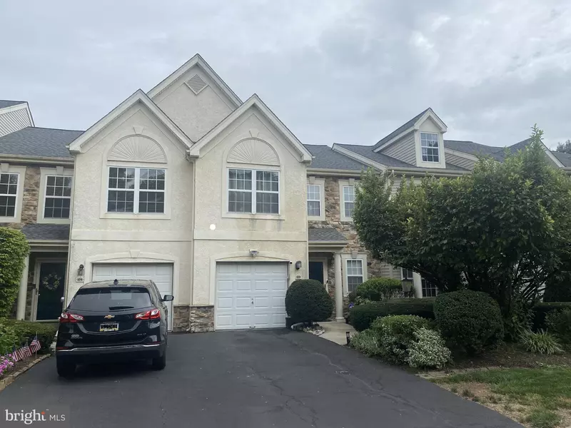 103 ROLLING GREEN CT, Warminster, PA 18974