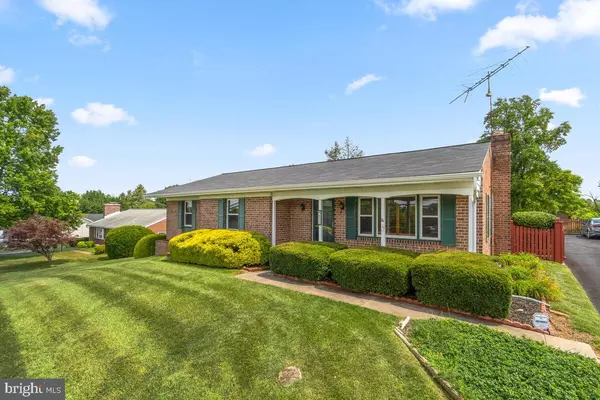 825 WASHINGTON RD, Westminster, MD 21157