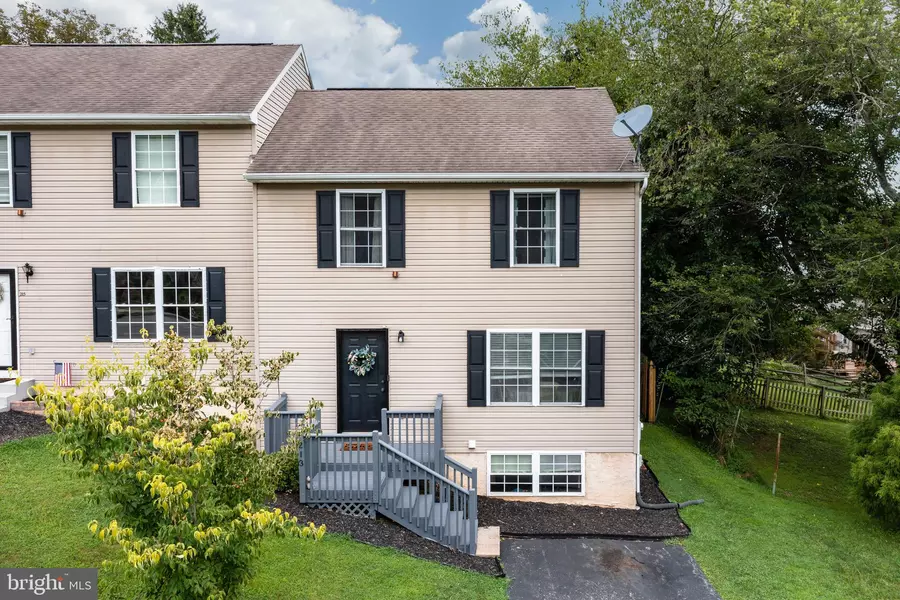 213 TALUCCI DR, Downingtown, PA 19335