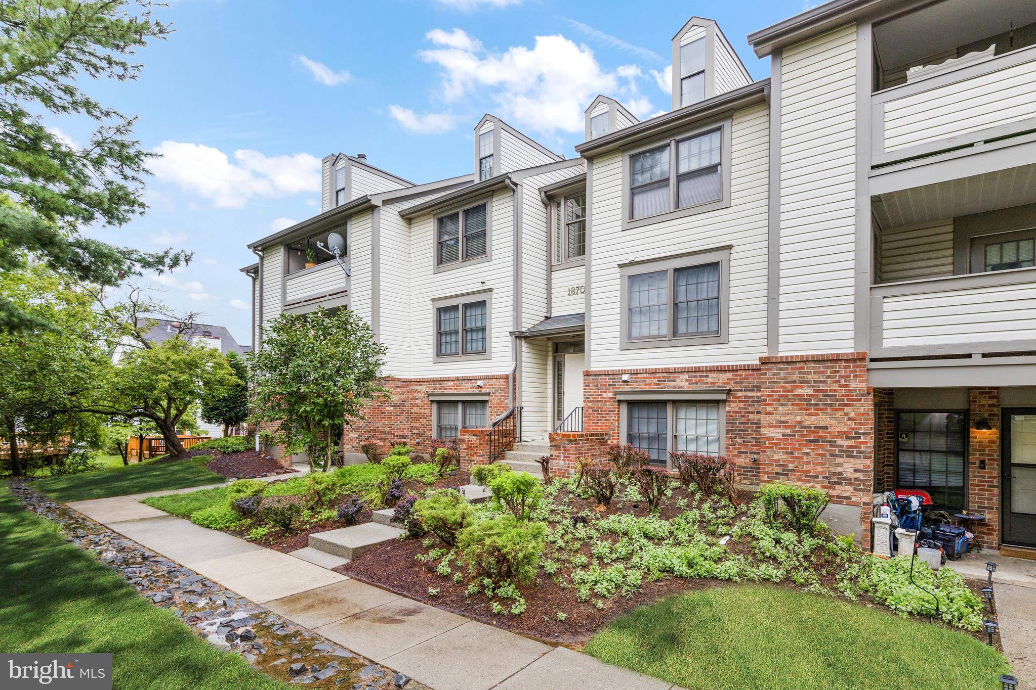 18708 CALEDONIA CT #B, Germantown, MD 20874