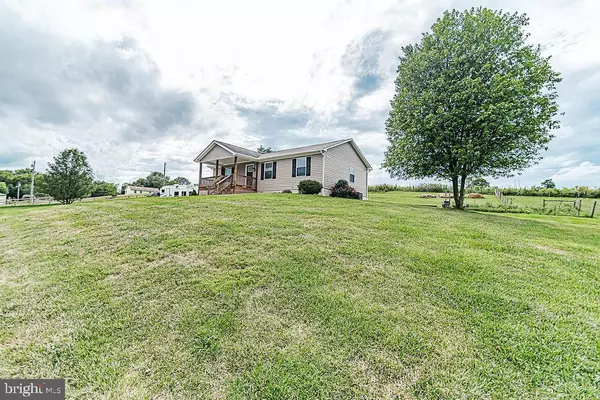 Hedgesville, WV 25427,114 COLEMAN LN