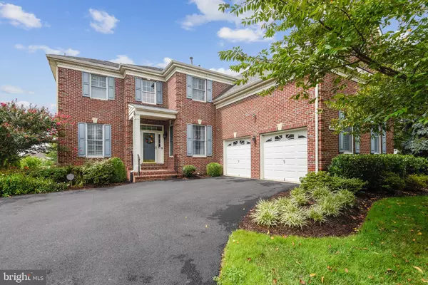 Ashburn, VA 20147,19857 BETHPAGE CT