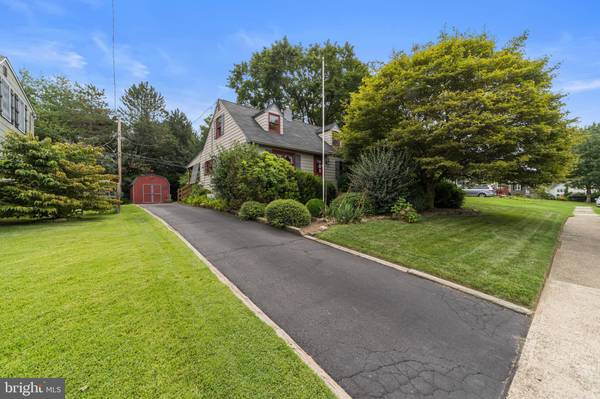 36 CADWALLADER CT, Yardley, PA 19067