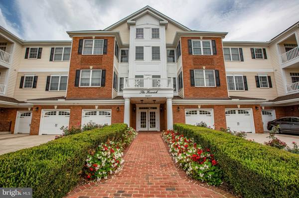 15221 ROYAL CREST DR #307, Haymarket, VA 20169