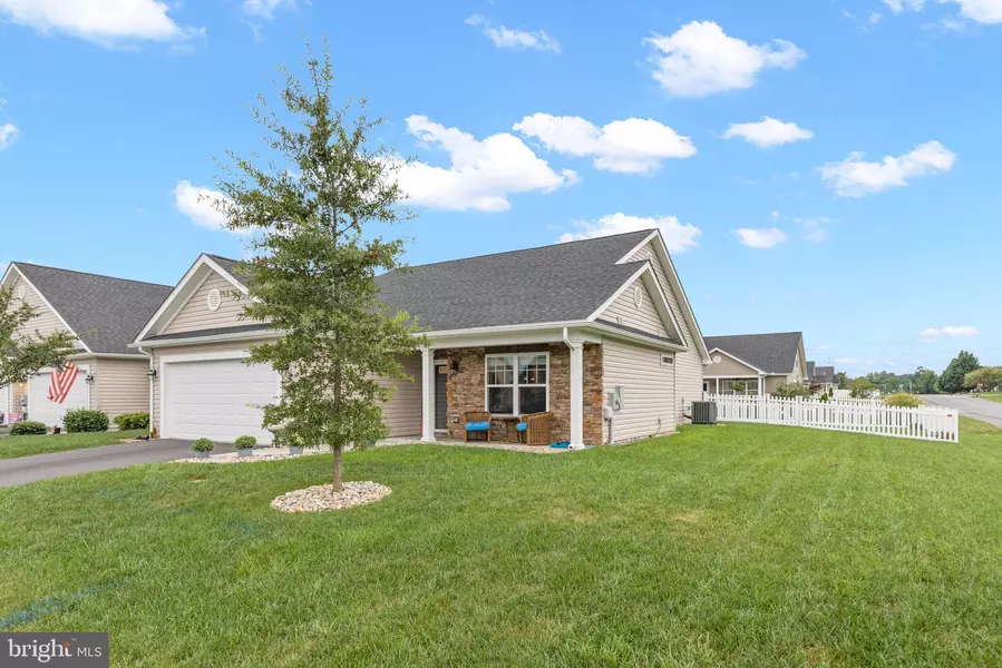 16 COTSWOLD, Falling Waters, WV 25419