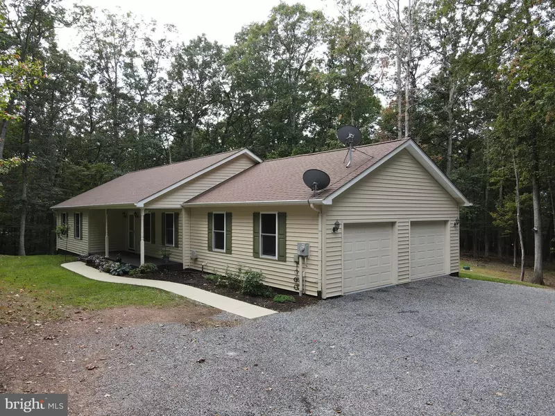 82 HIDDEN SPRINGS CT, Slanesville, WV 25444