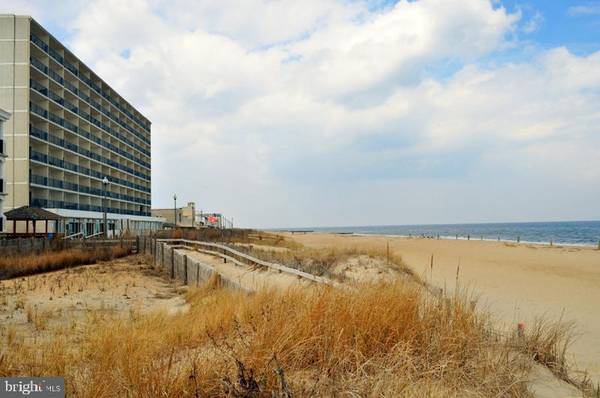 307 S BOARDWALK #102, Rehoboth Beach, DE 19971