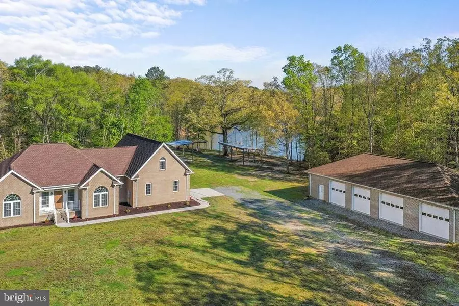 1021 WHITE POINT RD, Kinsale, VA 22488