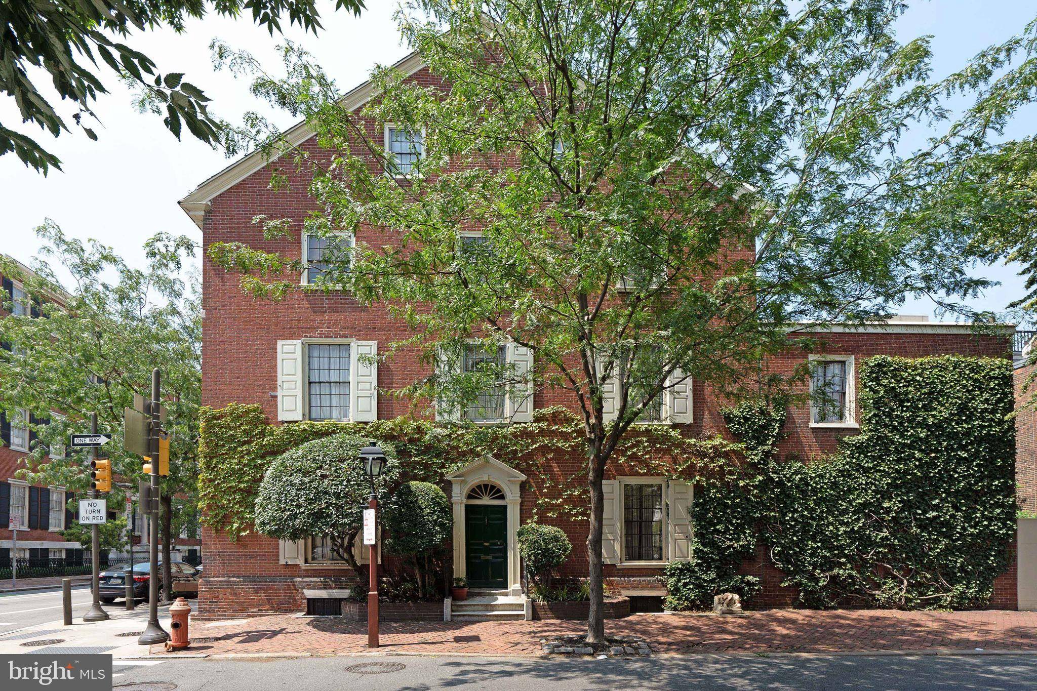 701 SPRUCE ST, Philadelphia, PA 19106