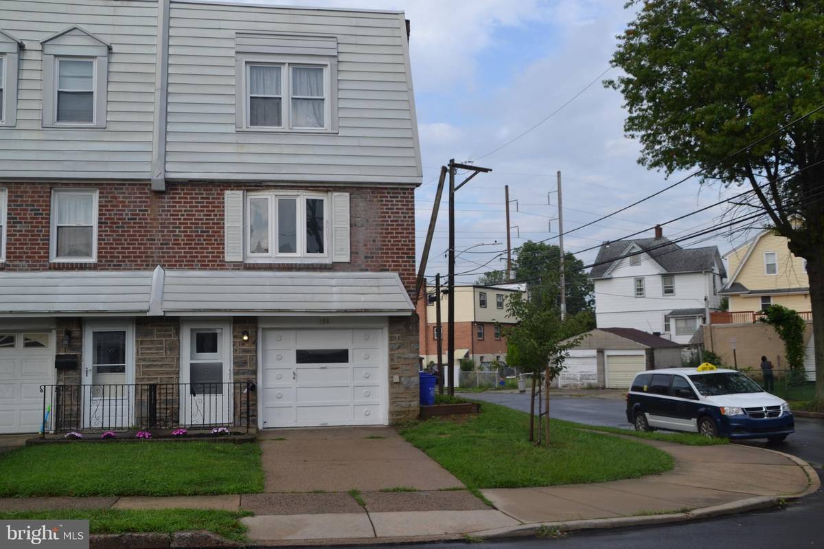 Upper Darby, PA 19082,134 IVY CT