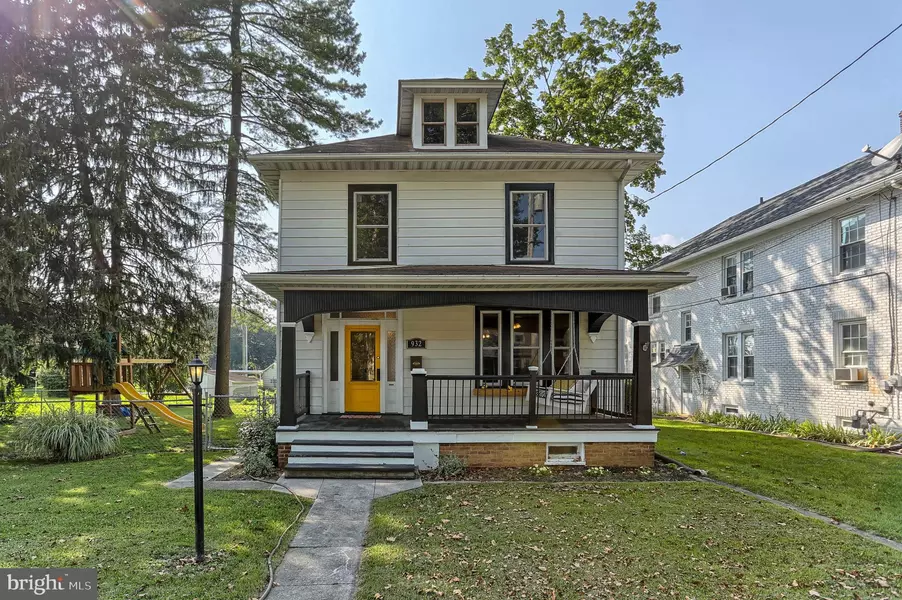 932 BROADWAY, Hanover, PA 17331