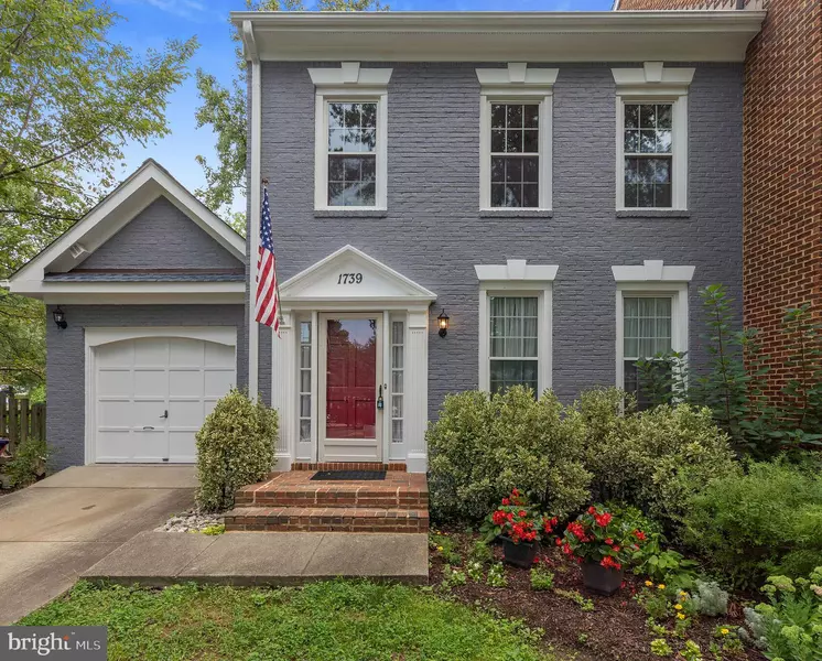 1739 DOGWOOD DR, Alexandria, VA 22302