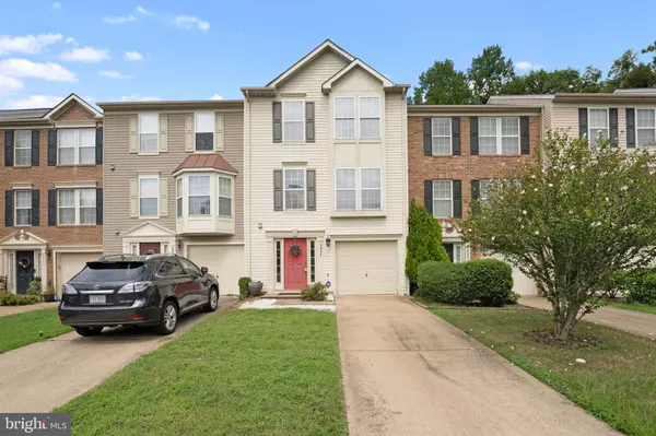 3907 FOUNTAIN BRIDGE CT, Fredericksburg, VA 22408