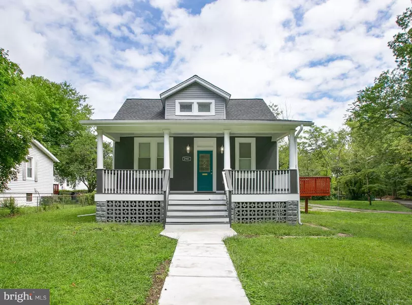 2901 OAKHILL AVE, Baltimore, MD 21207