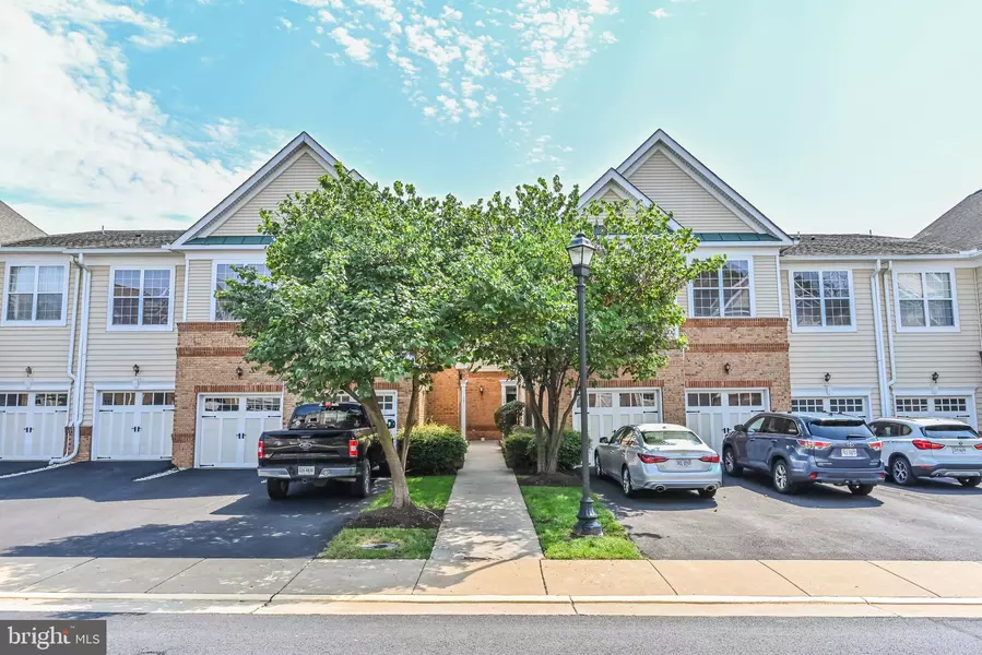 43920 HICKORY CORNER TER #110, Ashburn, VA 20147