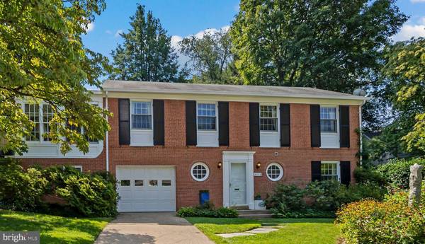 6002 WINNEBAGO RD, Bethesda, MD 20816