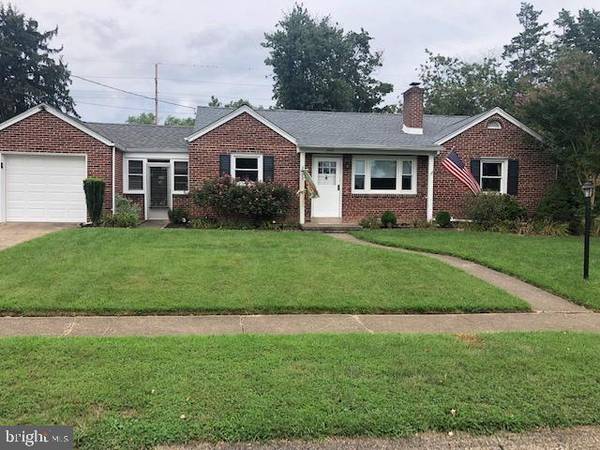 2403 IVANHOE LN, Wilmington, DE 19808