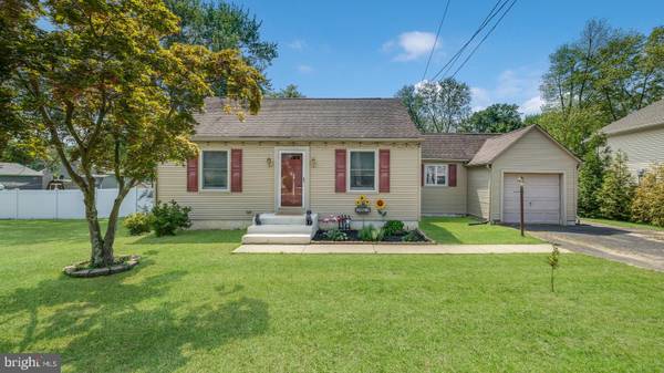 327 ELMWOOD AVE, Feasterville Trevose, PA 19053