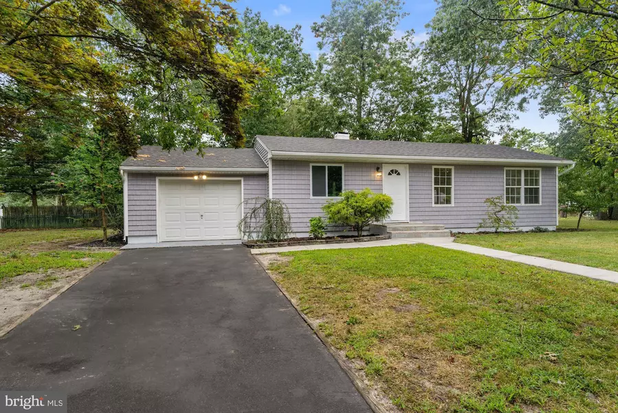 2118 DOVER PINES AVE, Toms River, NJ 08755