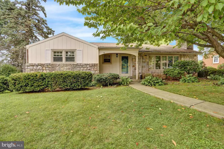 33 KINGS BL, Reading, PA 19607