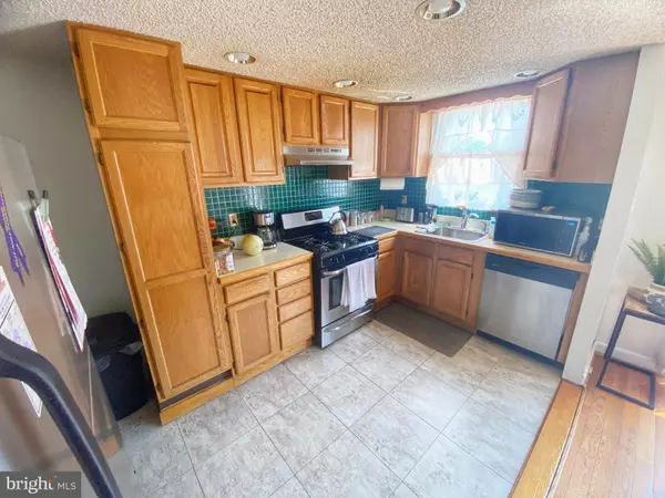 Philadelphia, PA 19142,6702 GROVERS AVE