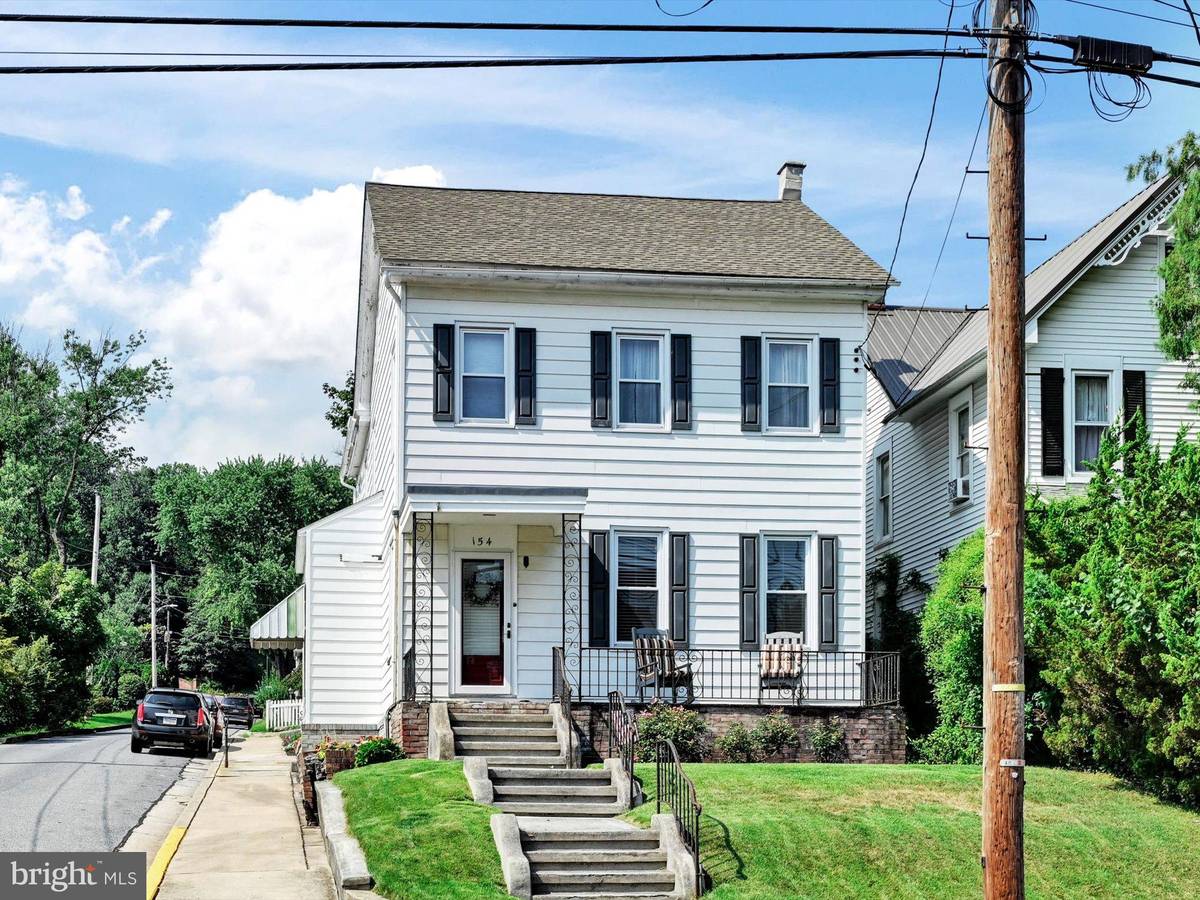 Adamstown, PA 19501,154 W MAIN ST