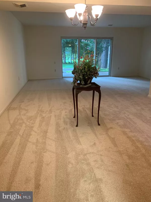 Silver Spring, MD 20906,3300 GLENEAGLES DR #80-A