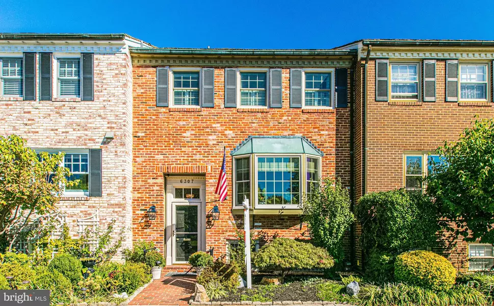 6307 GOLF COURSE SQ, Alexandria, VA 22307