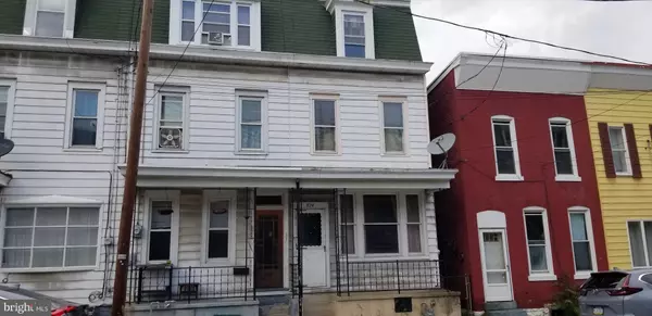 824 W RACE ST, Pottsville, PA 17901