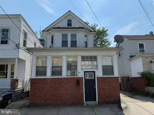 62 W PITMAN ST, Penns Grove, NJ 08069