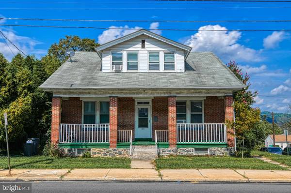 2653 PERKIOMEN AVE., Reading, PA 19606