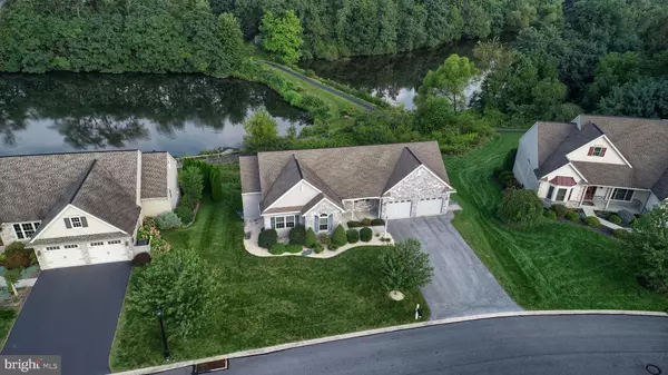 Lebanon, PA 17046,857 WATER EDGE CT