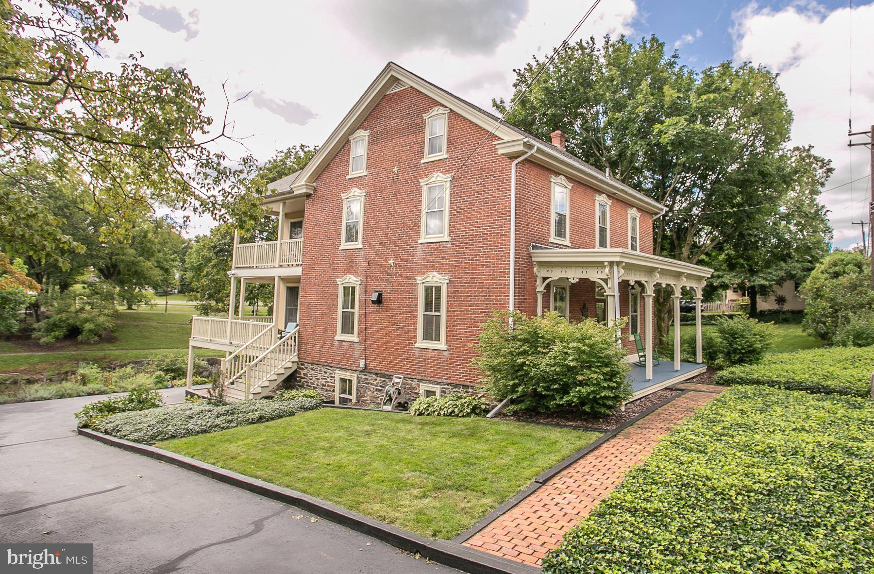 Harleysville, PA 19438,320 MAPLE AVE