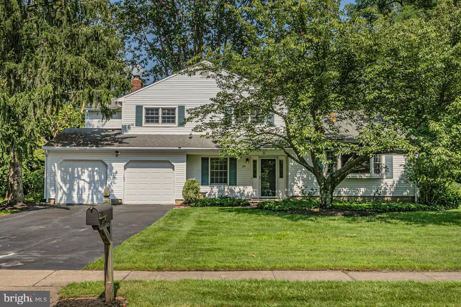 27 BROOK DR E, Princeton, NJ 08540