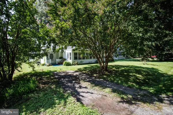 Colonial Beach, VA 22443,129 MT VERNON DR