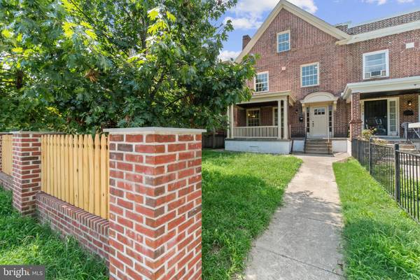 3712 GREENMOUNT AVE, Baltimore, MD 21218